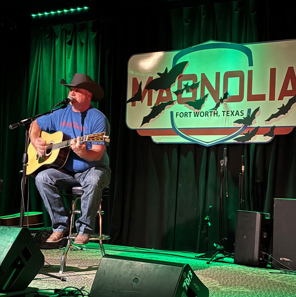 Brett Stair on stage at Magnolia Motor Lounge in Fort Worth TX